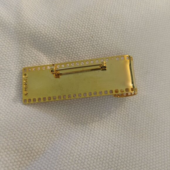 Disney Brooch Gold Tone Mickey Mouse Film Strip Reel Lapel Pin 1980 Vintage - Picture 8 of 8